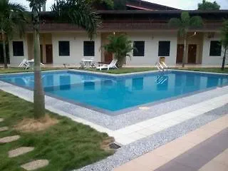 Otel Cactus Inn Masai Malezya