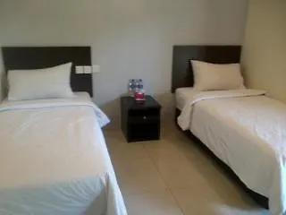 Cactus Inn Masai Malezya